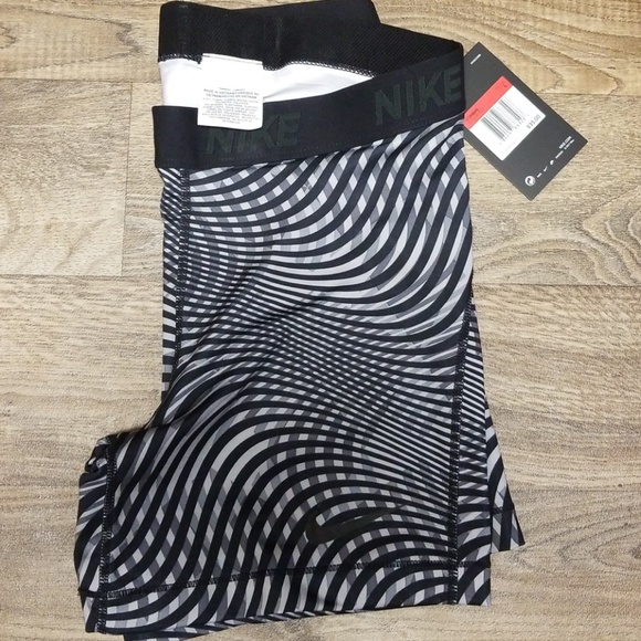 Workout short - Picture 2 of 5